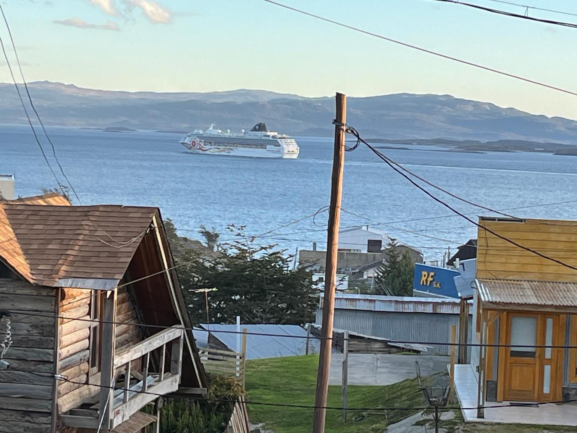 Vista Al Faro Ushuaia Appartement Buitenkant foto